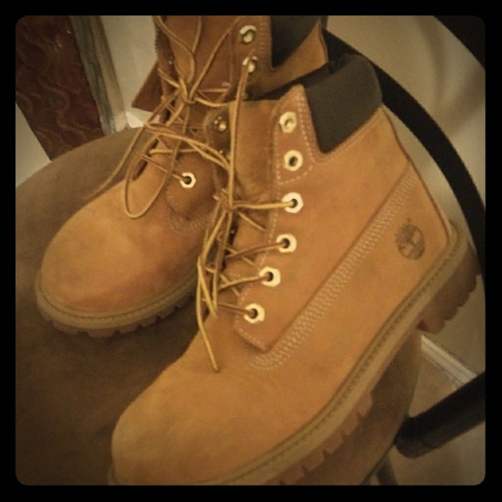 Authentic timberlands
